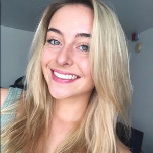 Meet your Posher, Riley